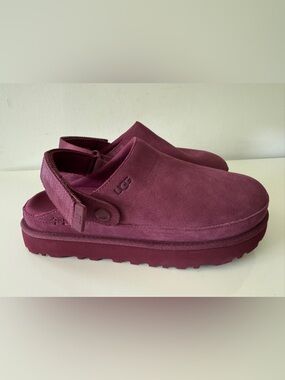 UGG Goldenstar Clog Women's Size 9